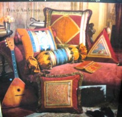 2304 VOGUE 5 SHAPED MISSION PILLOWS  PATTERN